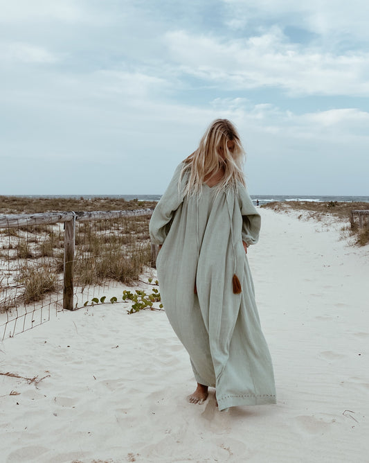 The Stromboli Kaftan in Pistachio